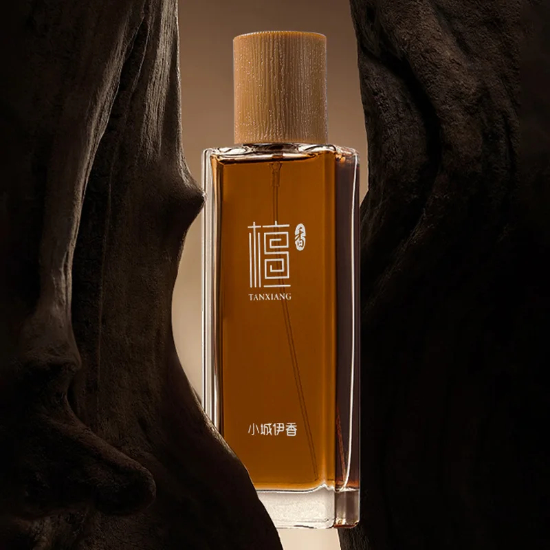 Eau de Toilette de Sándalo de  - Eau De Parfum Women reseña y precio